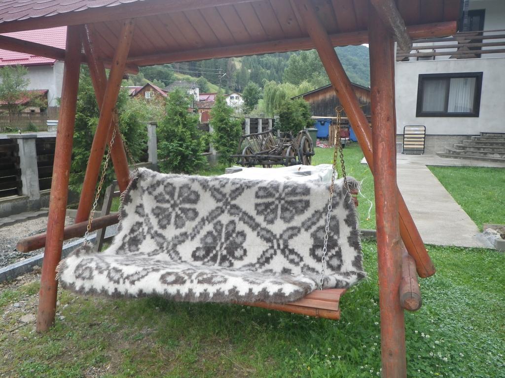 Pensiunea La Рэкицеле Экстерьер фото